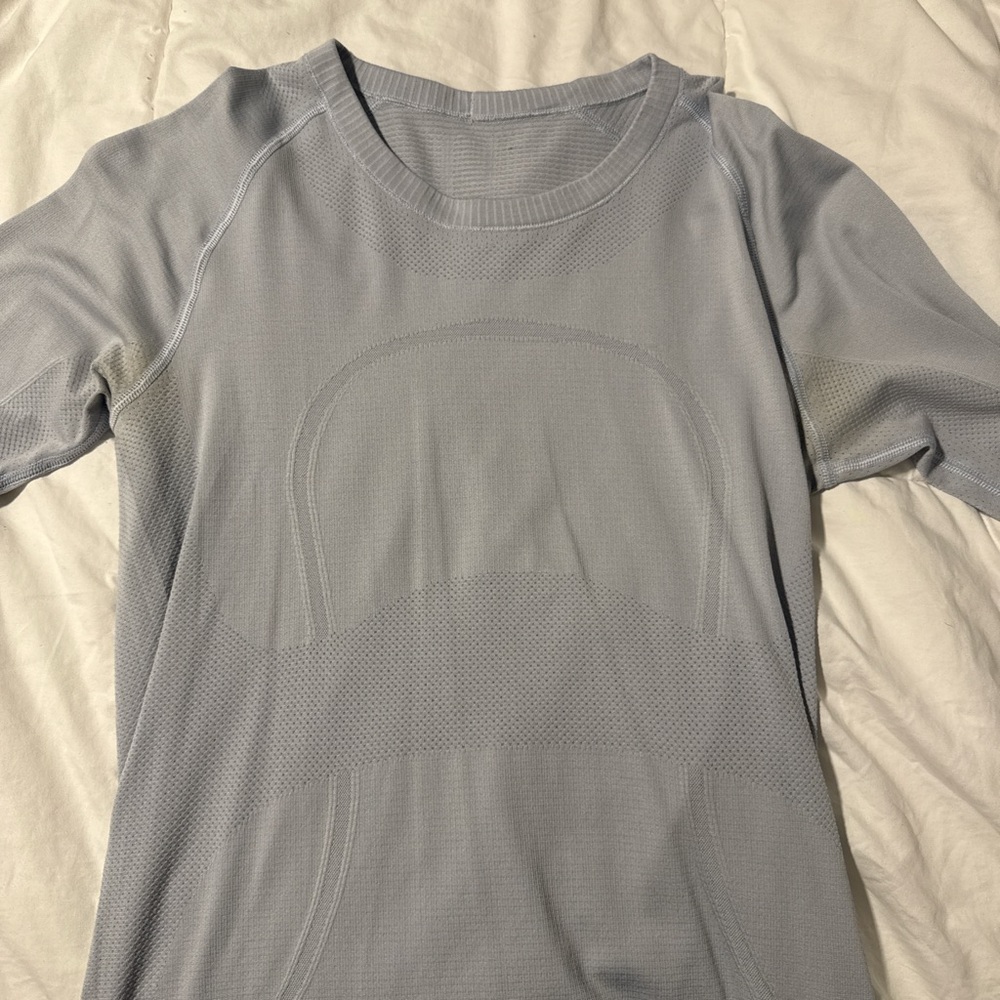 lululemon athletica Light Gray Long Sleeve Tee
